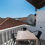 Emmeline Apartment *